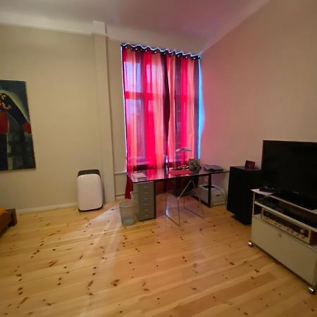Ferienwohnung Fewo Gruene Mommsenstrasse - Bei Becker Klingeln Berlin Exterior foto